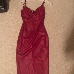 Lac Bleu red tight dress